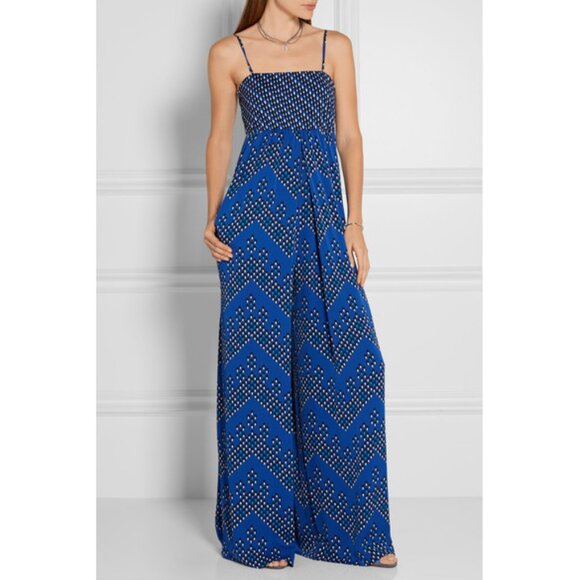 Diane Von Furstenberg "Ivena" Printed Blue Silk Romper, size 10 (fits 8/10) - Picture 1 of 11